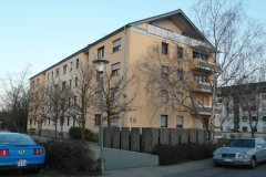 22 | MFH Kraichgaustr. 16, Graben-Neudorf, Ansicht 2 (nach der Fassadensanierung), LP 6-8